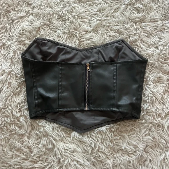 Princess Polly Grey Bustier - Picture 3 of 8